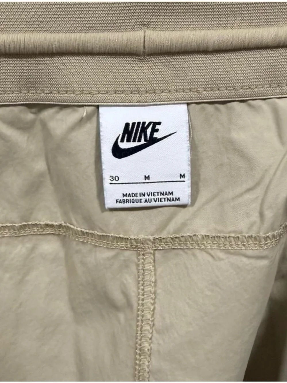 Nike Men's Khaki Cargo Pants with Zip Pocket - Picture 3 of 3
